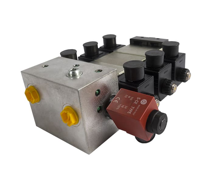 Гидрораспределитель с соленойдными клапанами (сталь)  0307046 1085800114