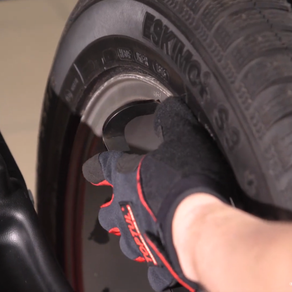 Автоматический ввод дистанции и диаметра электронной линейкой