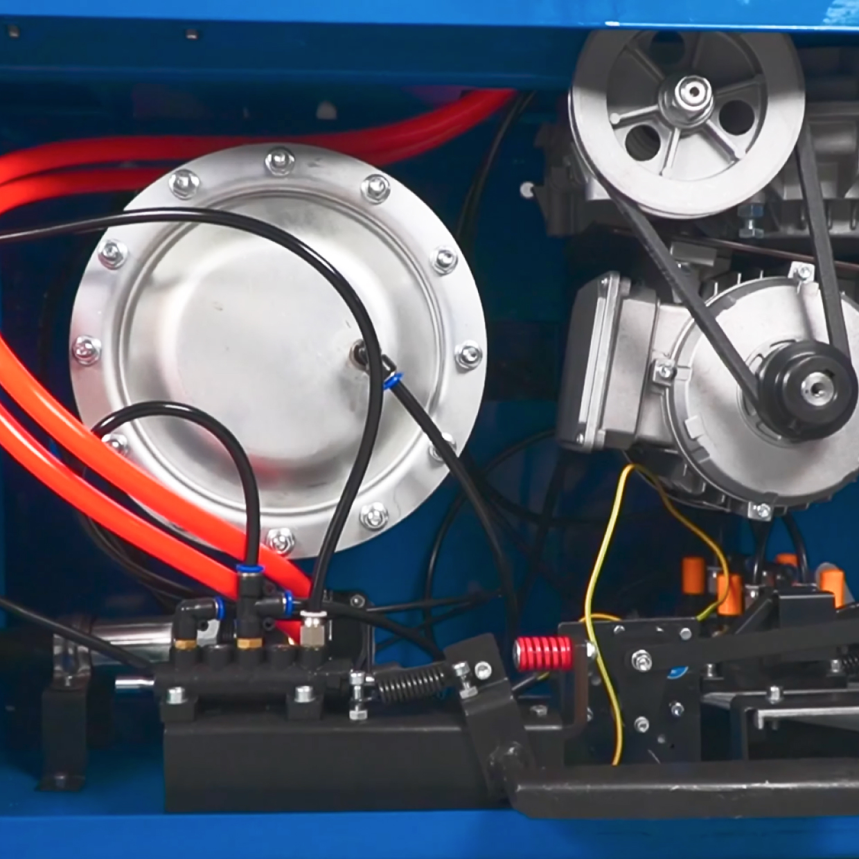 МОЩНЫЙ ЦИЛИНДР ОТЖИМА БОРТА ДВУХСТОРОННЕГО ДЕЙСТВИЯ