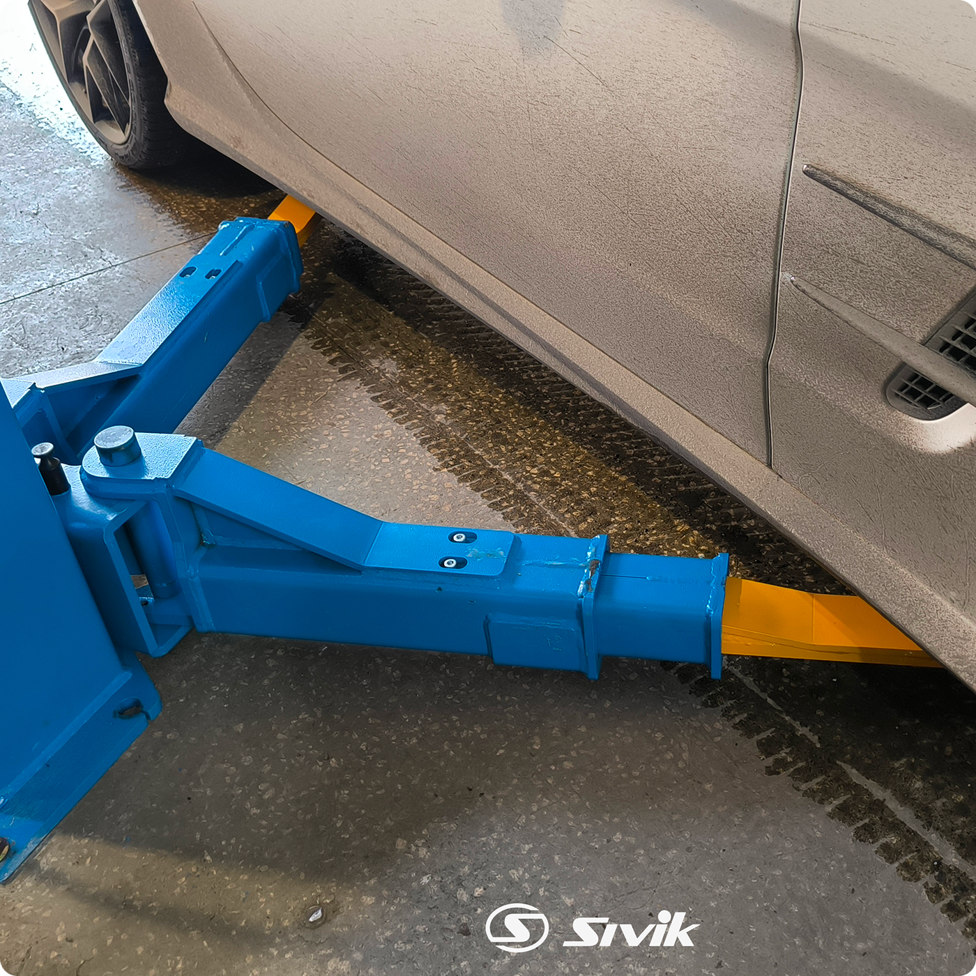 5 железных причин купить современный подъемник с трехсекционными подхватами в свой автосервис!